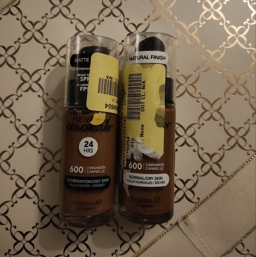 Revlon ColorStay bundle of 2 face make up!